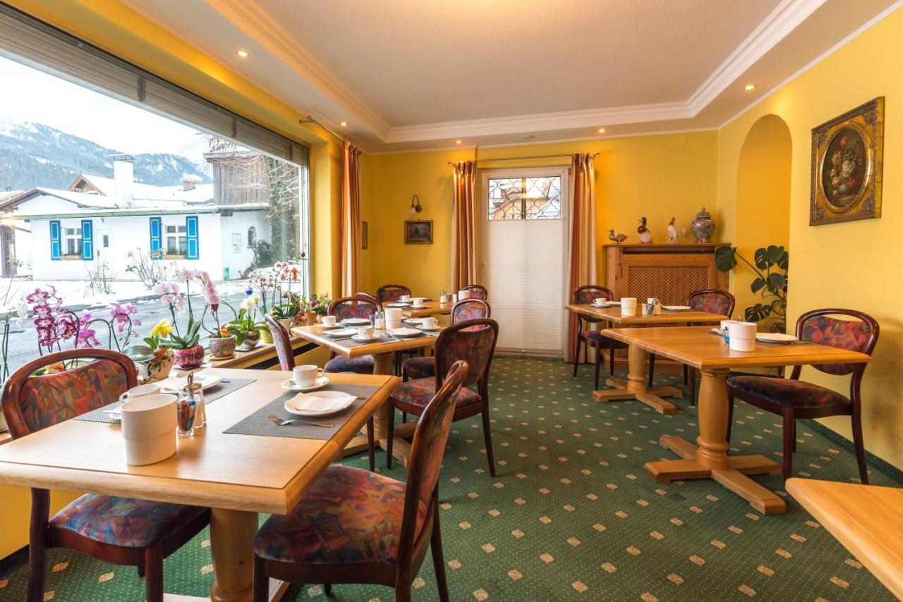 Hotel Garni Almenrausch Und Edelweiss Garmisch-Partenkirchen Zewnętrze zdjęcie