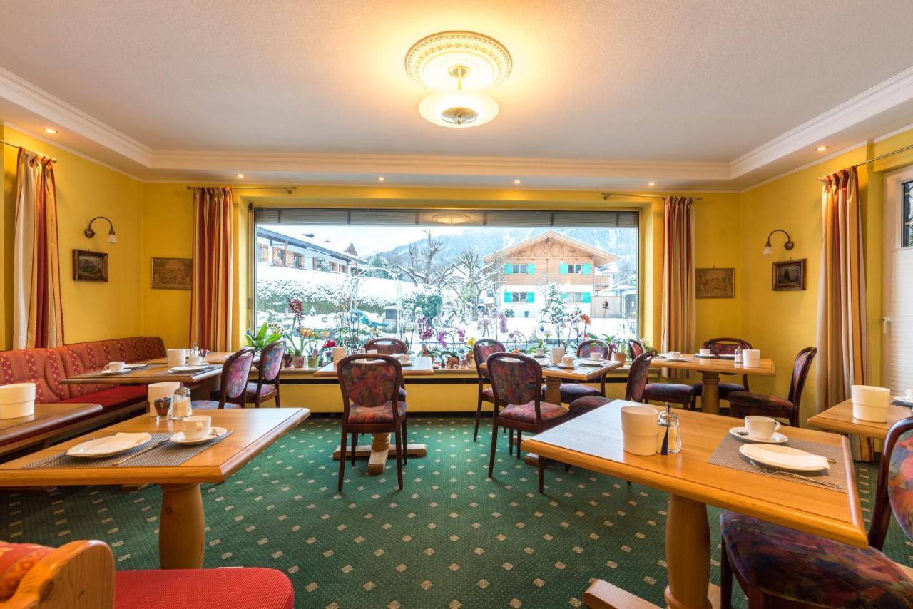 Hotel Garni Almenrausch Und Edelweiss Garmisch-Partenkirchen Zewnętrze zdjęcie