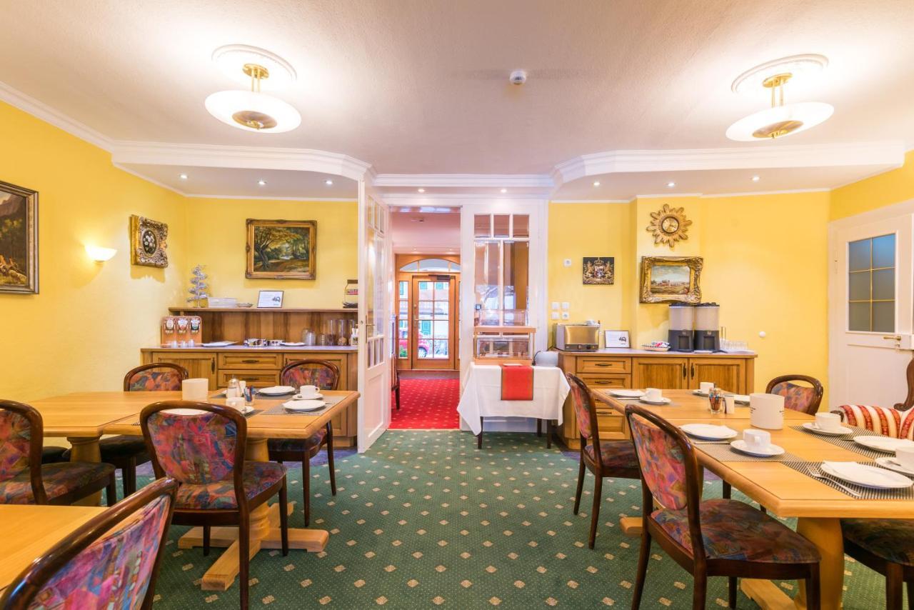 Hotel Garni Almenrausch Und Edelweiss Garmisch-Partenkirchen Zewnętrze zdjęcie