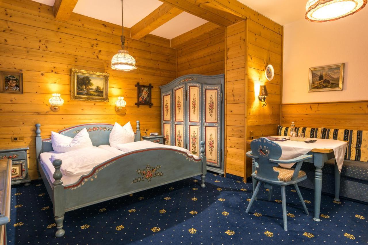 Hotel Garni Almenrausch Und Edelweiss Garmisch-Partenkirchen Zewnętrze zdjęcie